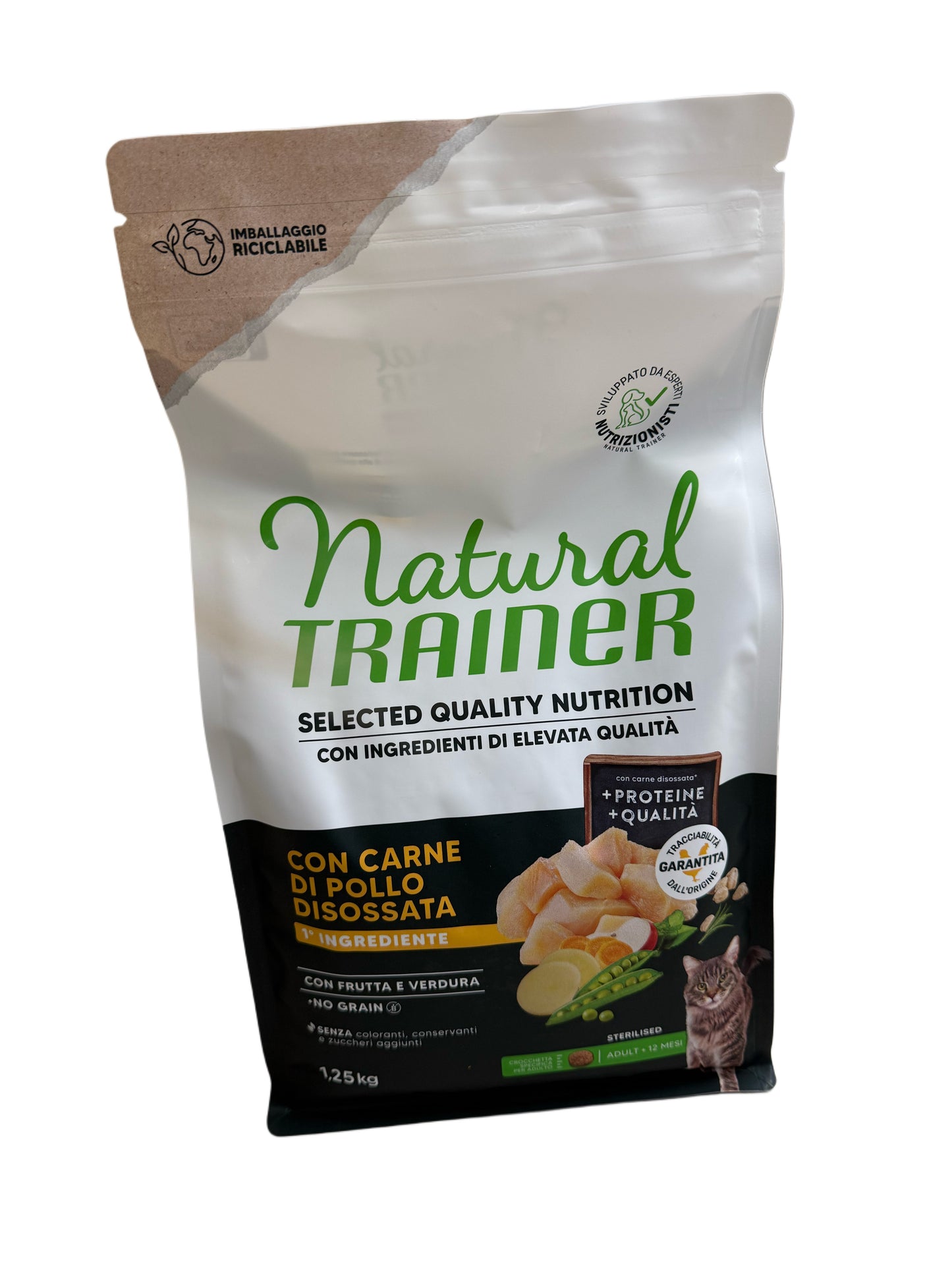 Natural trainer SELECTED QUALITY NUTRITION - ADULT STERILISED - CON CARNE DI POLLO DISOSSATA 1,25 kg